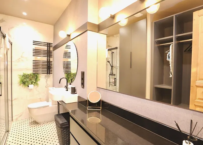 Notel Club - Increible Y Acogedor * Santander